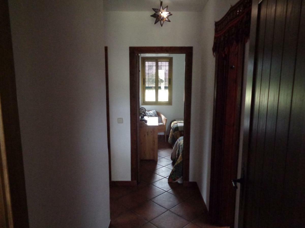 Casa Los Jinetes Кармона Екстериор снимка