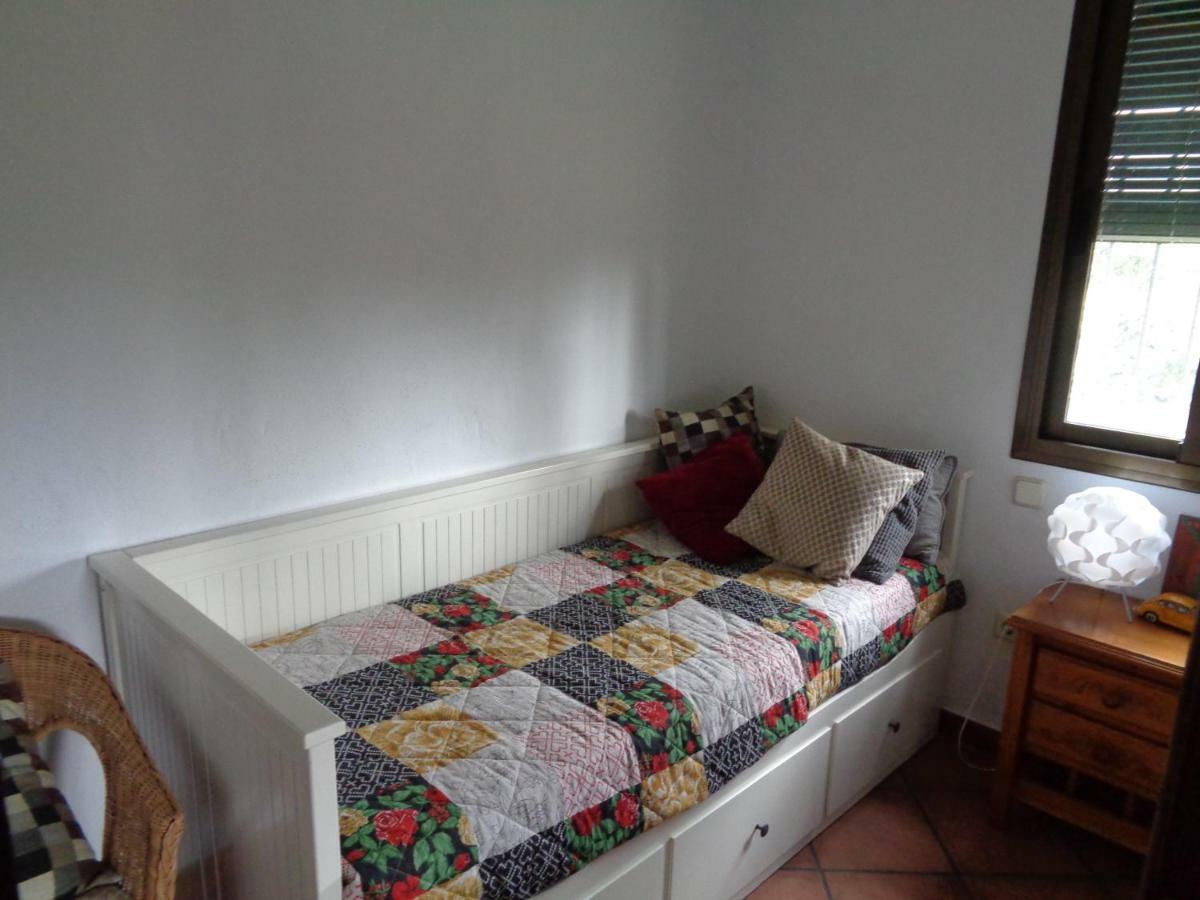 Casa Los Jinetes Кармона Екстериор снимка
